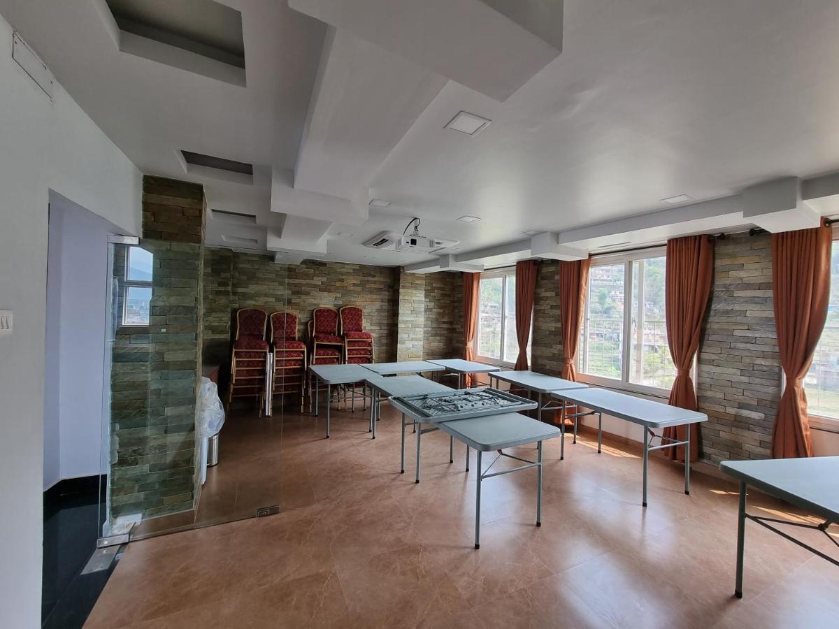 Chautari Boutique Hotel Pokhara Luaran gambar