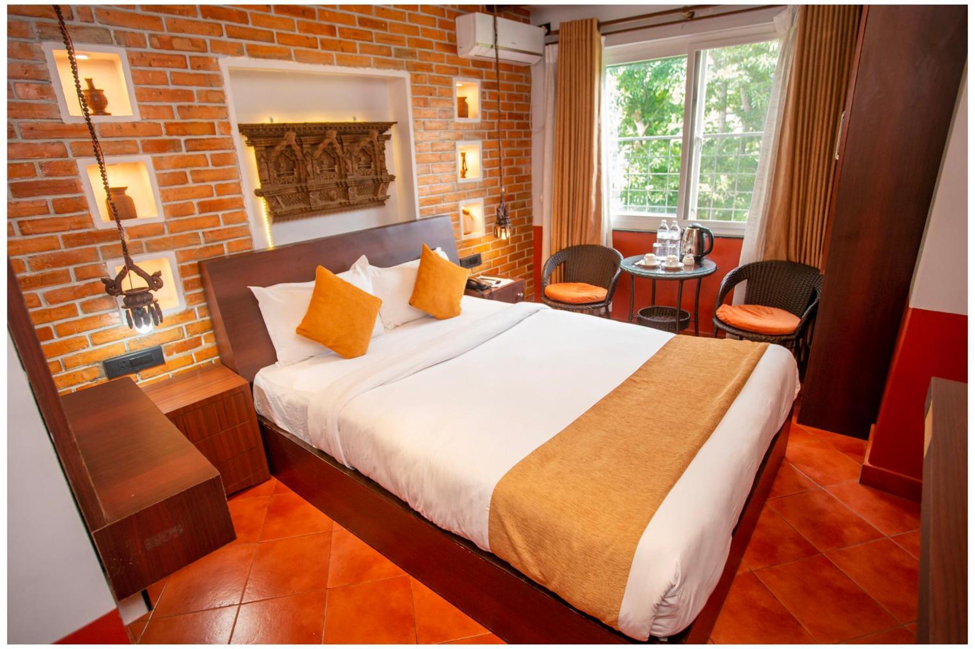Chautari Boutique Hotel Pokhara Luaran gambar