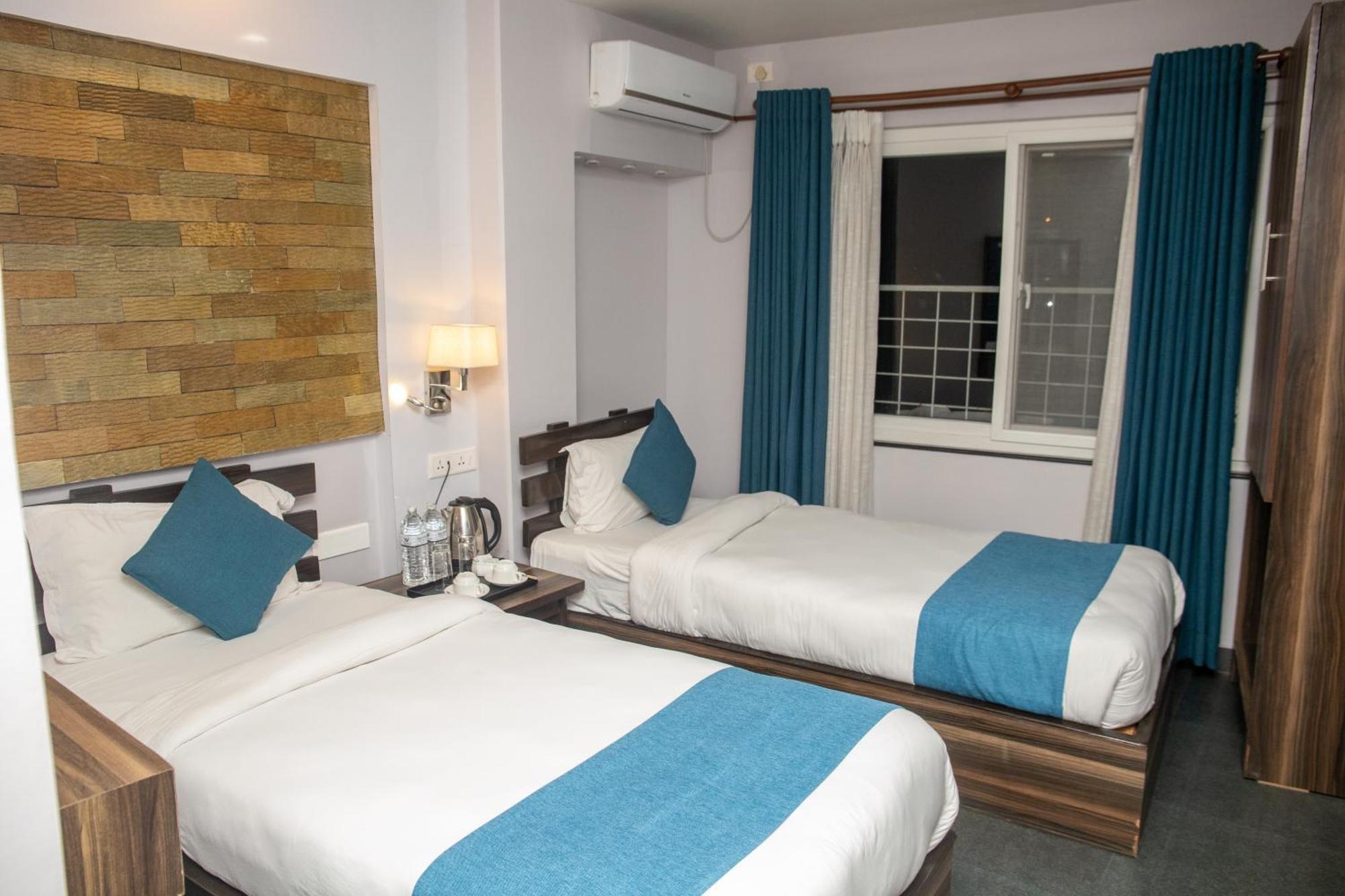 Chautari Boutique Hotel Pokhara Luaran gambar