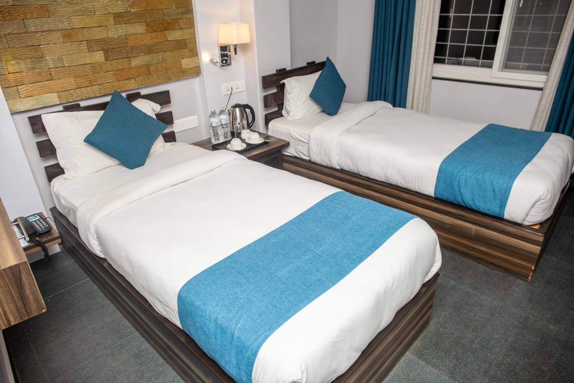 Chautari Boutique Hotel Pokhara Luaran gambar