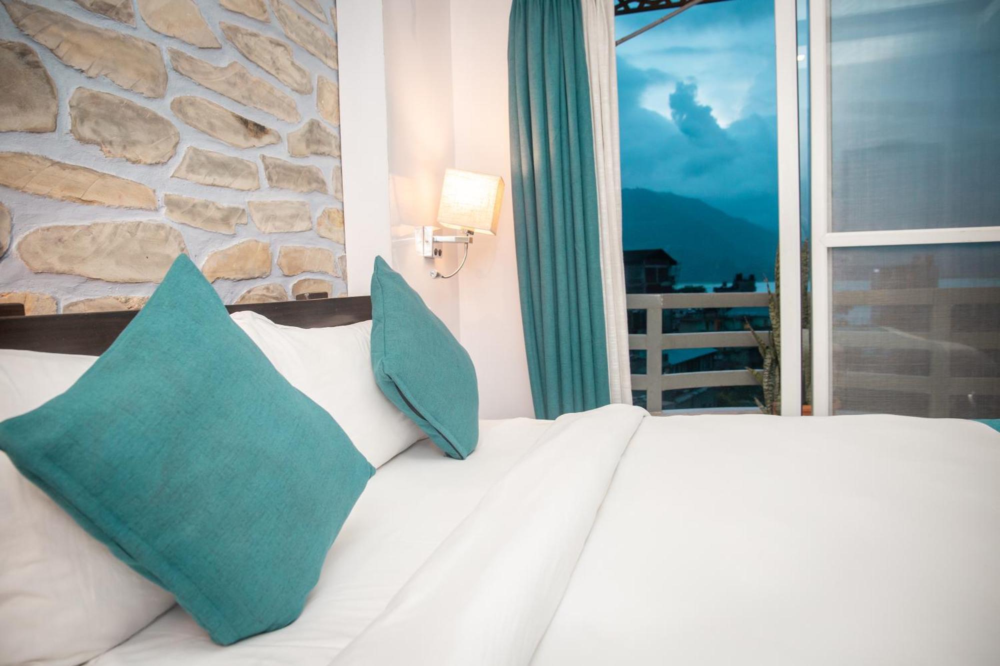 Chautari Boutique Hotel Pokhara Luaran gambar